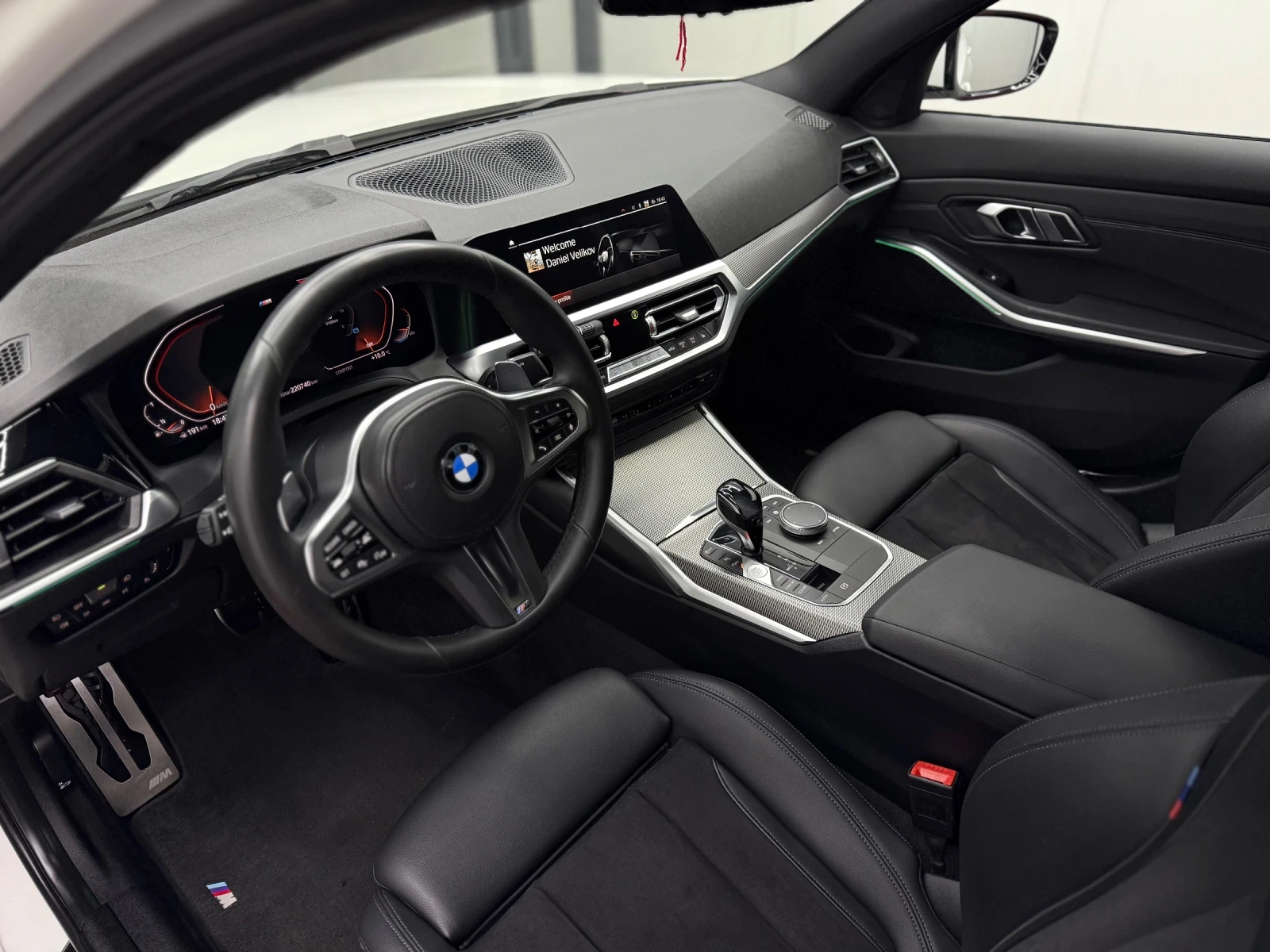 BMW 320 M-SPORT/ADAPTIVE LED/VIRTUAL COCKPIT/DISTRONIC - изображение 5