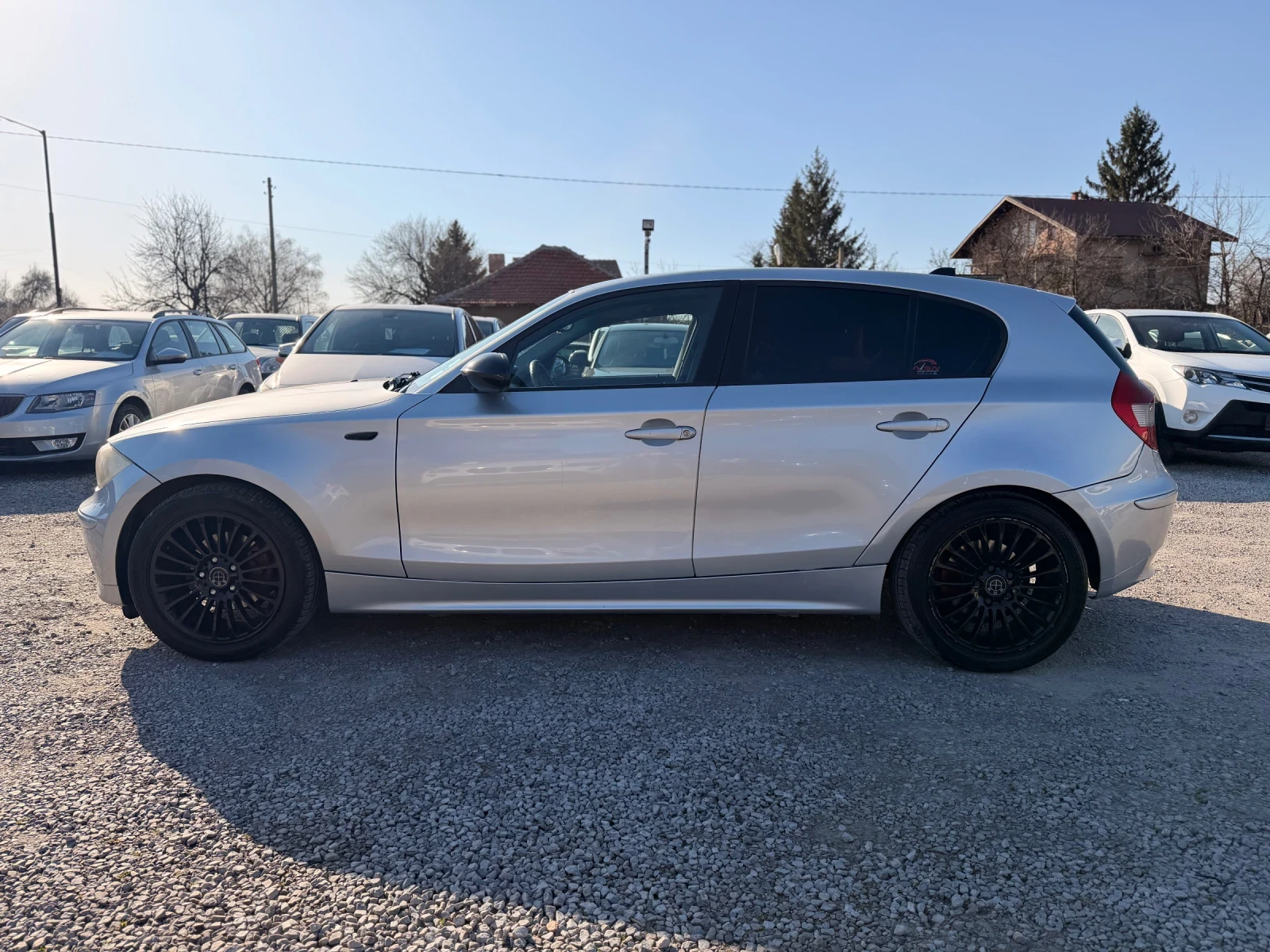 BMW 118 2.0D 122kc, снимка 7 - Автомобили и джипове - 53827749