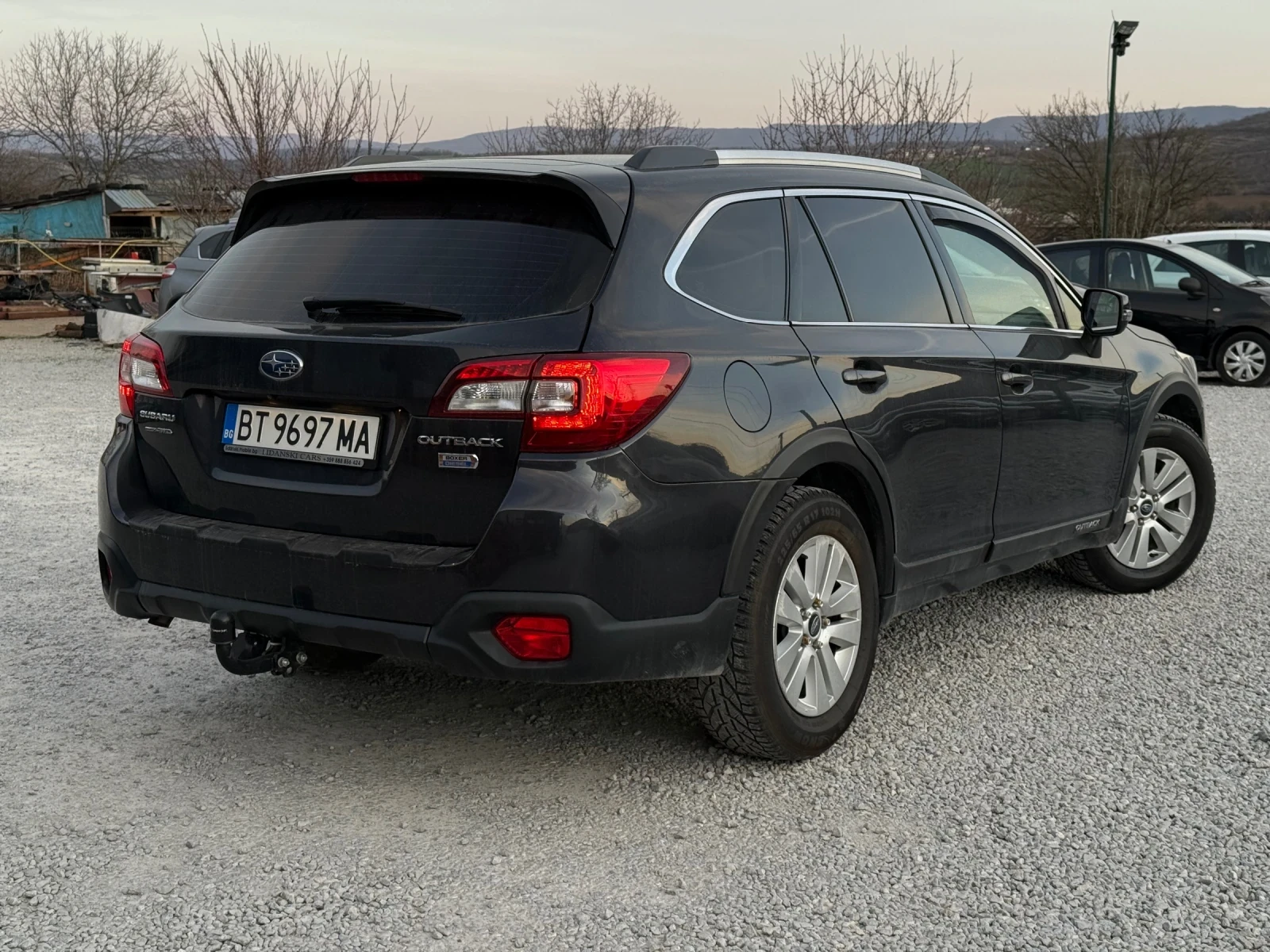 Subaru Outback 2.0TDI Нави Подгрев Каско, снимка 3 - Автомобили и джипове - 53913041