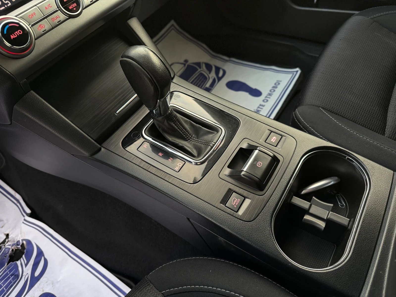 Subaru Outback 2.0TDI Нави Подгрев Каско, снимка 11 - Автомобили и джипове - 53913041