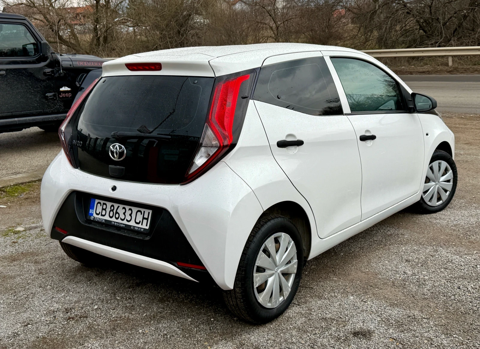 Toyota Aygo 1.0 VVTI, снимка 4 - Автомобили и джипове - 53961300