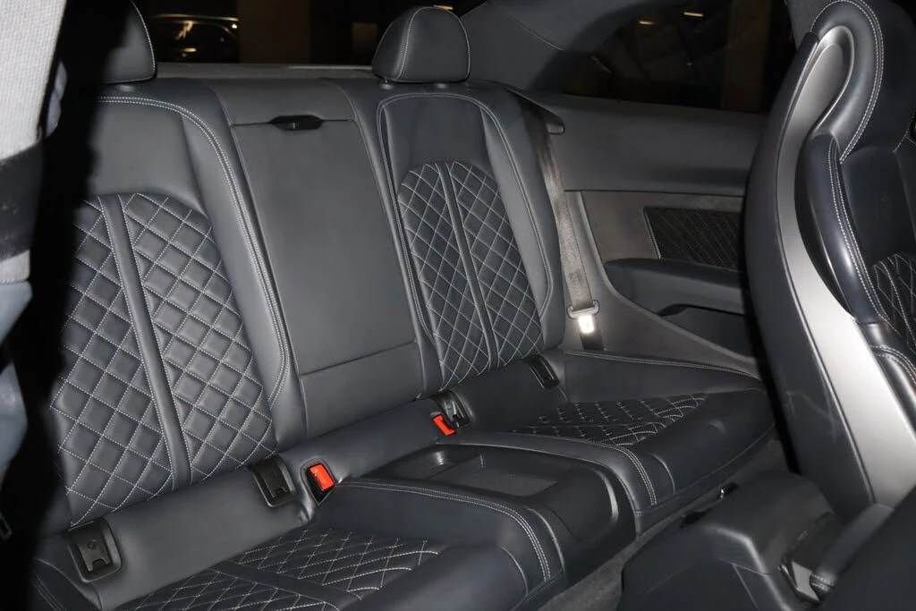 Audi S5 quattro* Prestige* АвтоКредит* (ЦЕНА ДО БГ), снимка 10 - Автомобили и джипове - 54002606