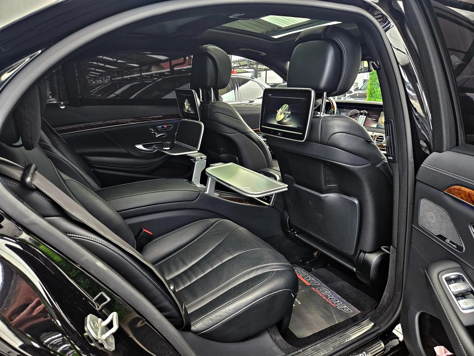 Mercedes-Benz S 500 L/AMG/4M/TVx3/DISTR/PANO/ВАКУУМ/ОБДУХ/МАСАЖ/LIZING, снимка 16 - Автомобили и джипове - 54036671