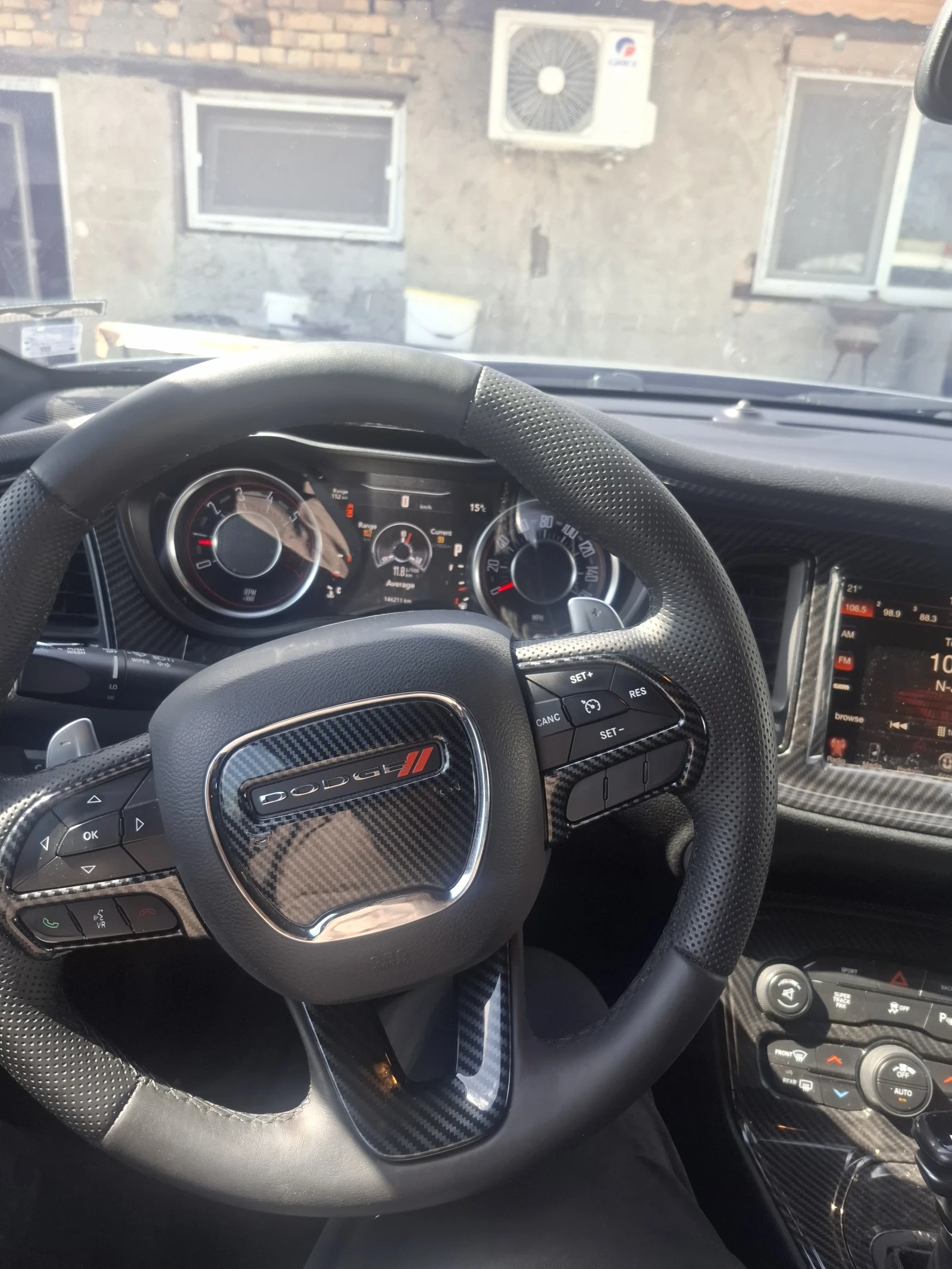 Dodge Challenger 5.7 HEMI, снимка 6 - Автомобили и джипове - 54095934