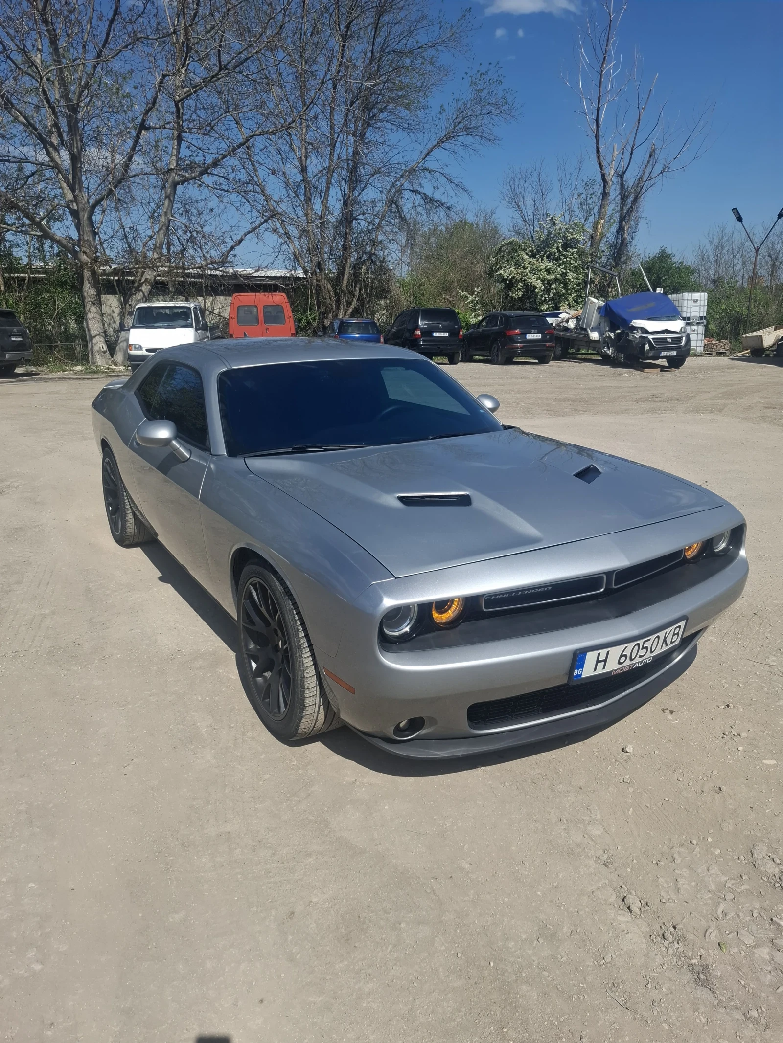Dodge Challenger 5.7 HEMI, снимка 3 - Автомобили и джипове - 54095934