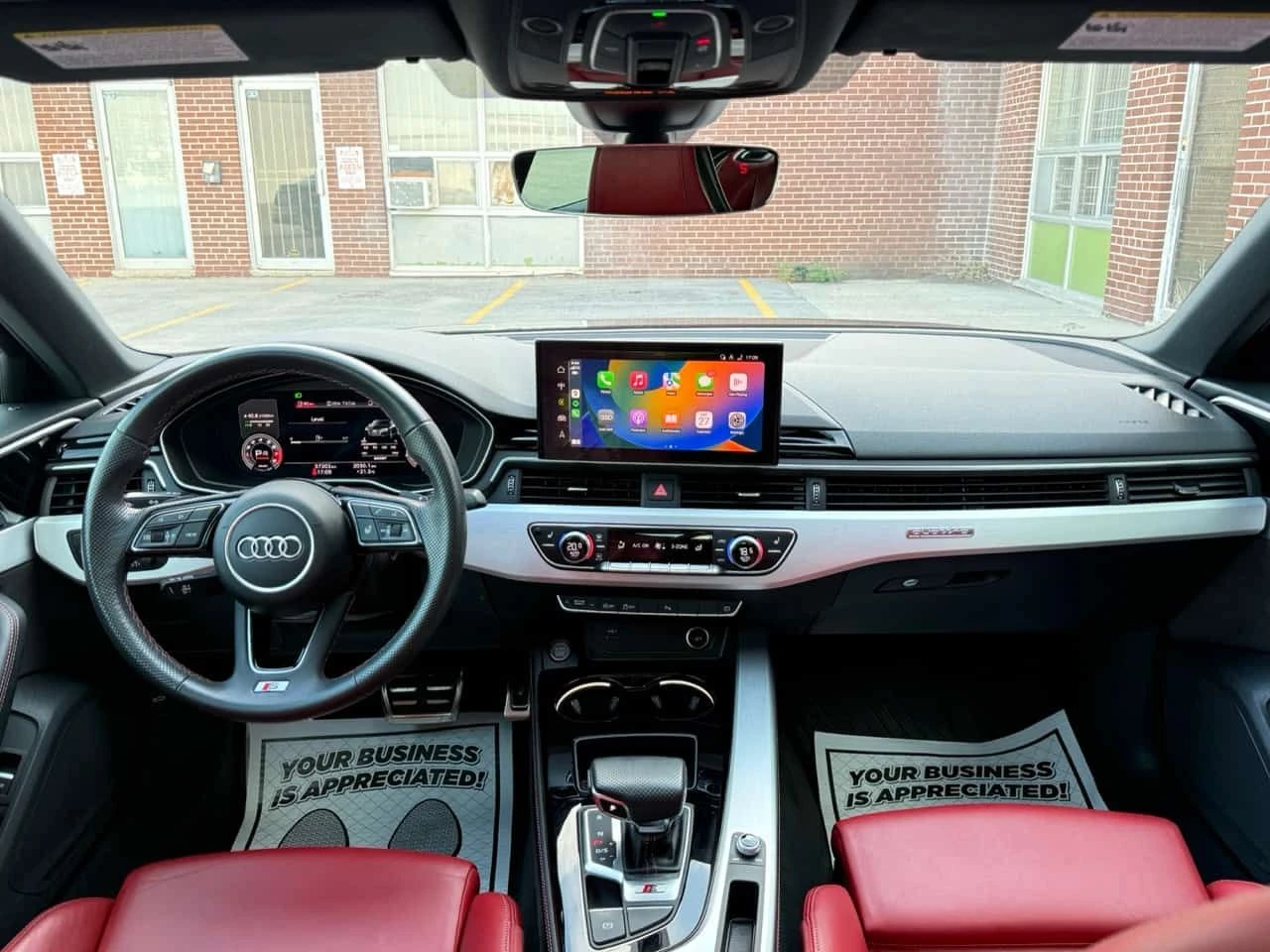 Audi S4 * Progressiv * ДИСТРОНИК * 360 * ПОДГРЕВ * CARPLAY, снимка 9 - Автомобили и джипове - 54418085