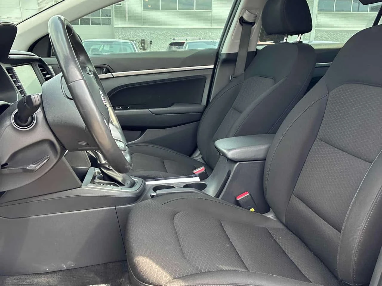 Hyundai Elantra * Preferred w/Sun & Safety Package IVT * ПОДГРЕВ* , снимка 12 - Автомобили и джипове - 54442687