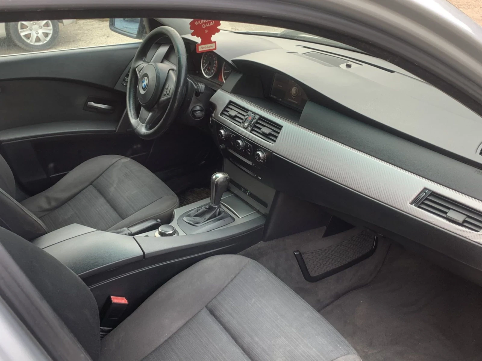 BMW 530 Xd 231hp, снимка 9 - Автомобили и джипове - 54553767