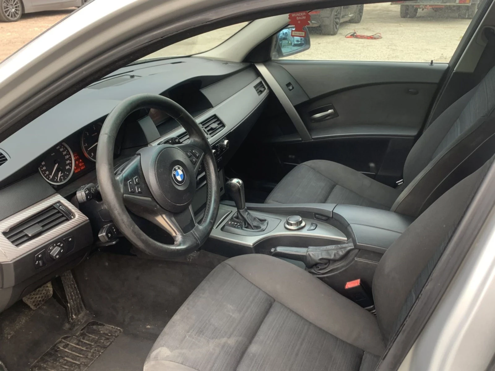 BMW 530 Xd 231hp, снимка 16 - Автомобили и джипове - 54553767