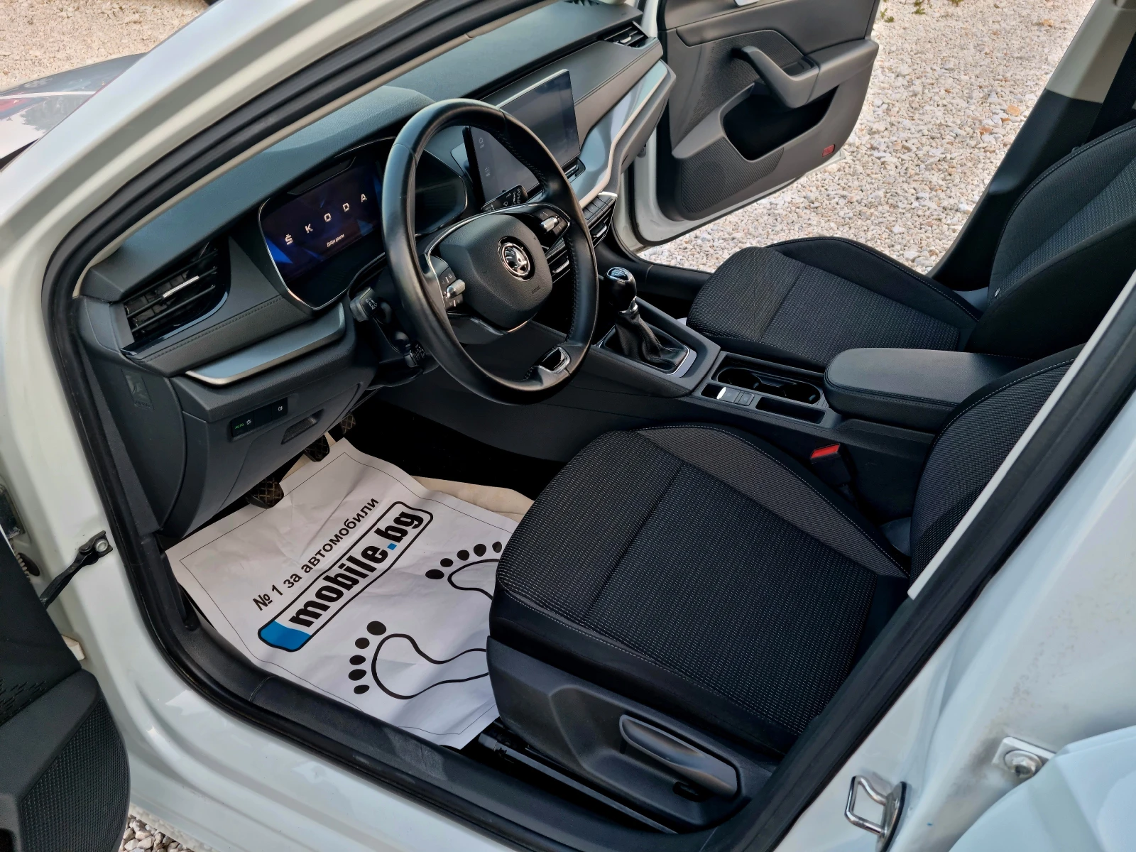 Skoda Octavia 2.0TDI 116ks. Full LED Navi, снимка 10 - Автомобили и джипове - 54836500