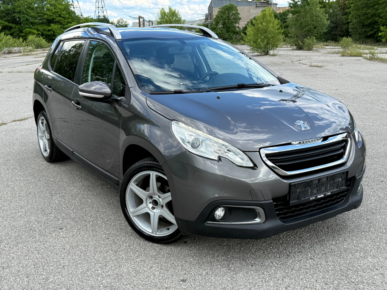Peugeot 2008 1.6e-HDI, снимка 3 - Автомобили и джипове - 54916874