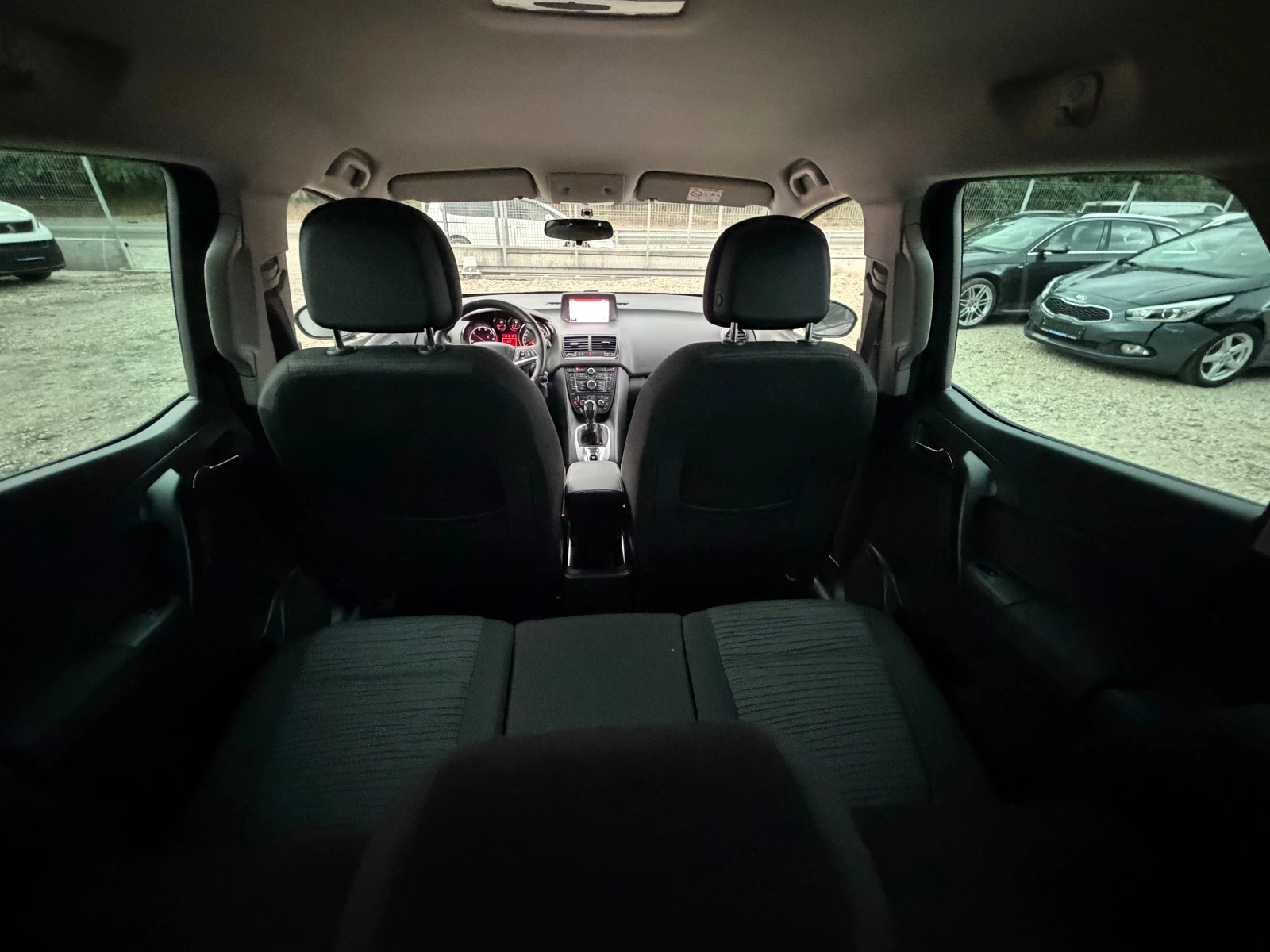 Opel Meriva 1.6DTI* FACE* TOP* 2016G, снимка 8 - Автомобили и джипове - 55127903