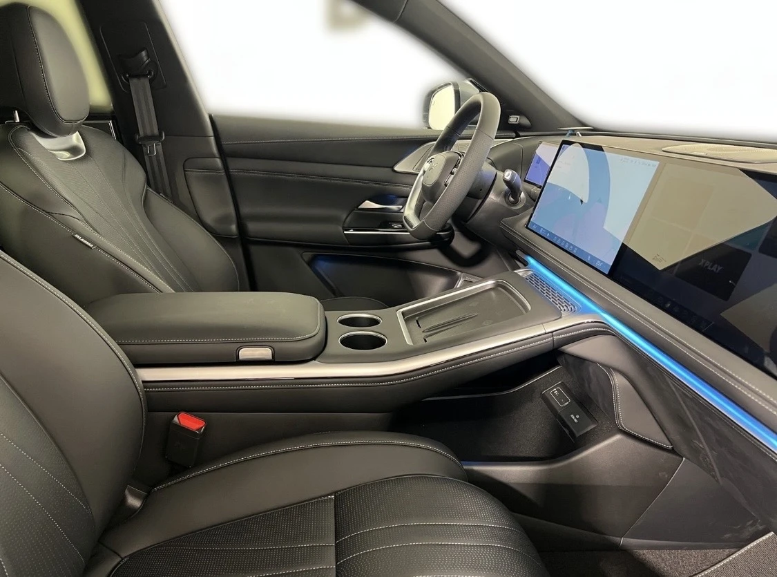 Xpeng G9 AWD Performace, снимка 13 - Автомобили и джипове - 55139002