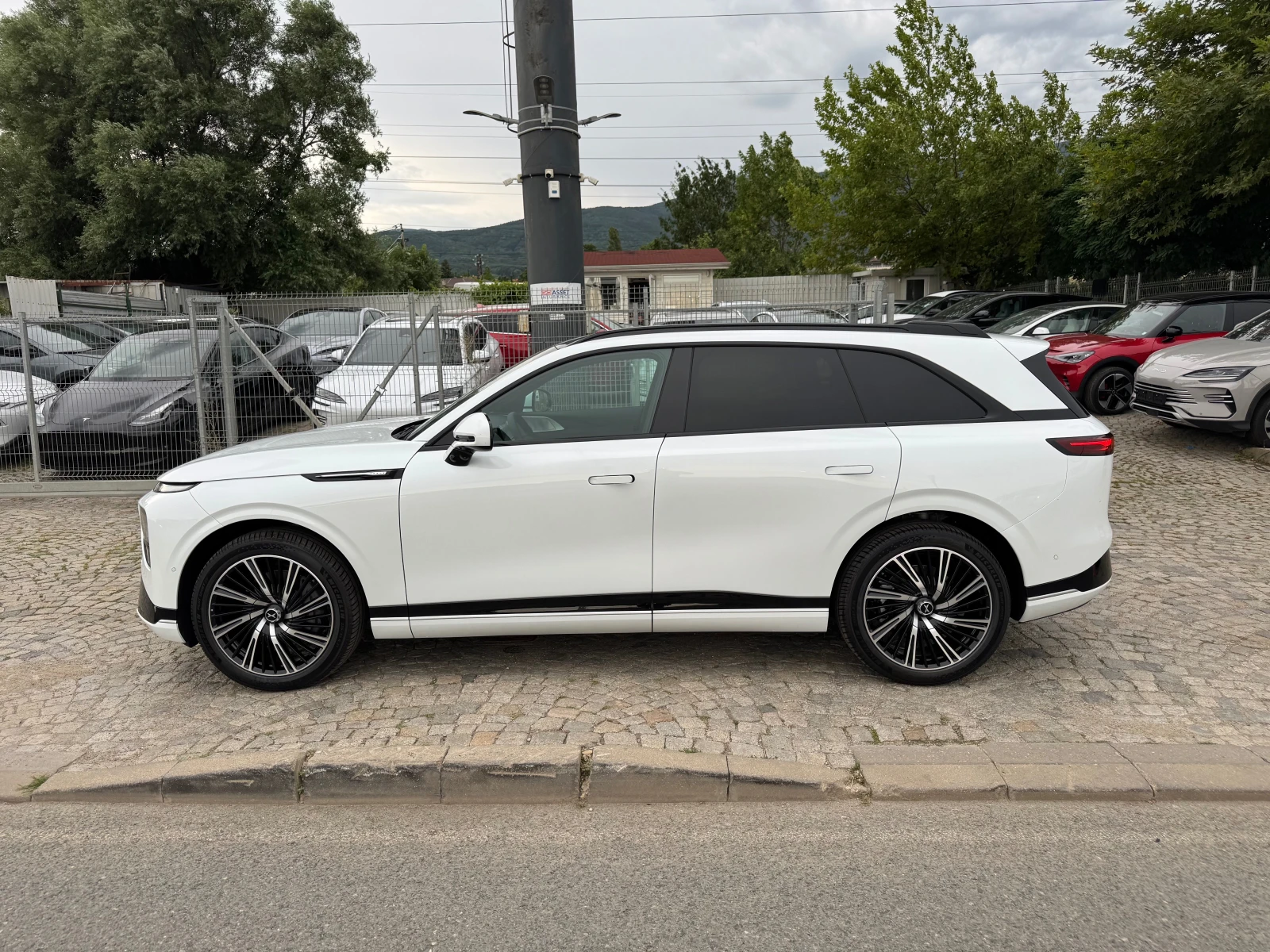 Xpeng G9 AWD Performace, снимка 4 - Автомобили и джипове - 55139002