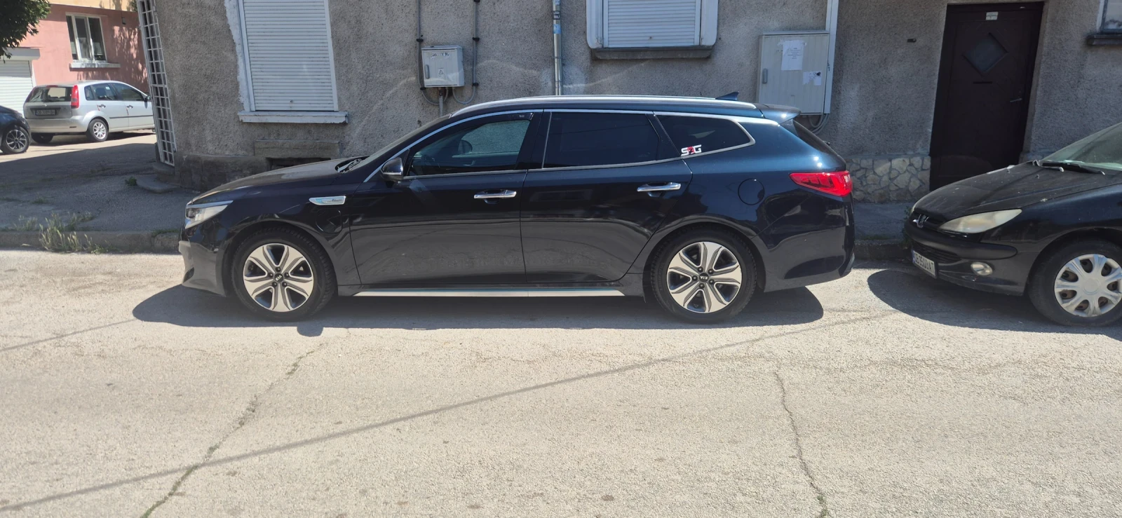 Kia Optima Plug-in hybrid , снимка 3 - Автомобили и джипове - 55893942