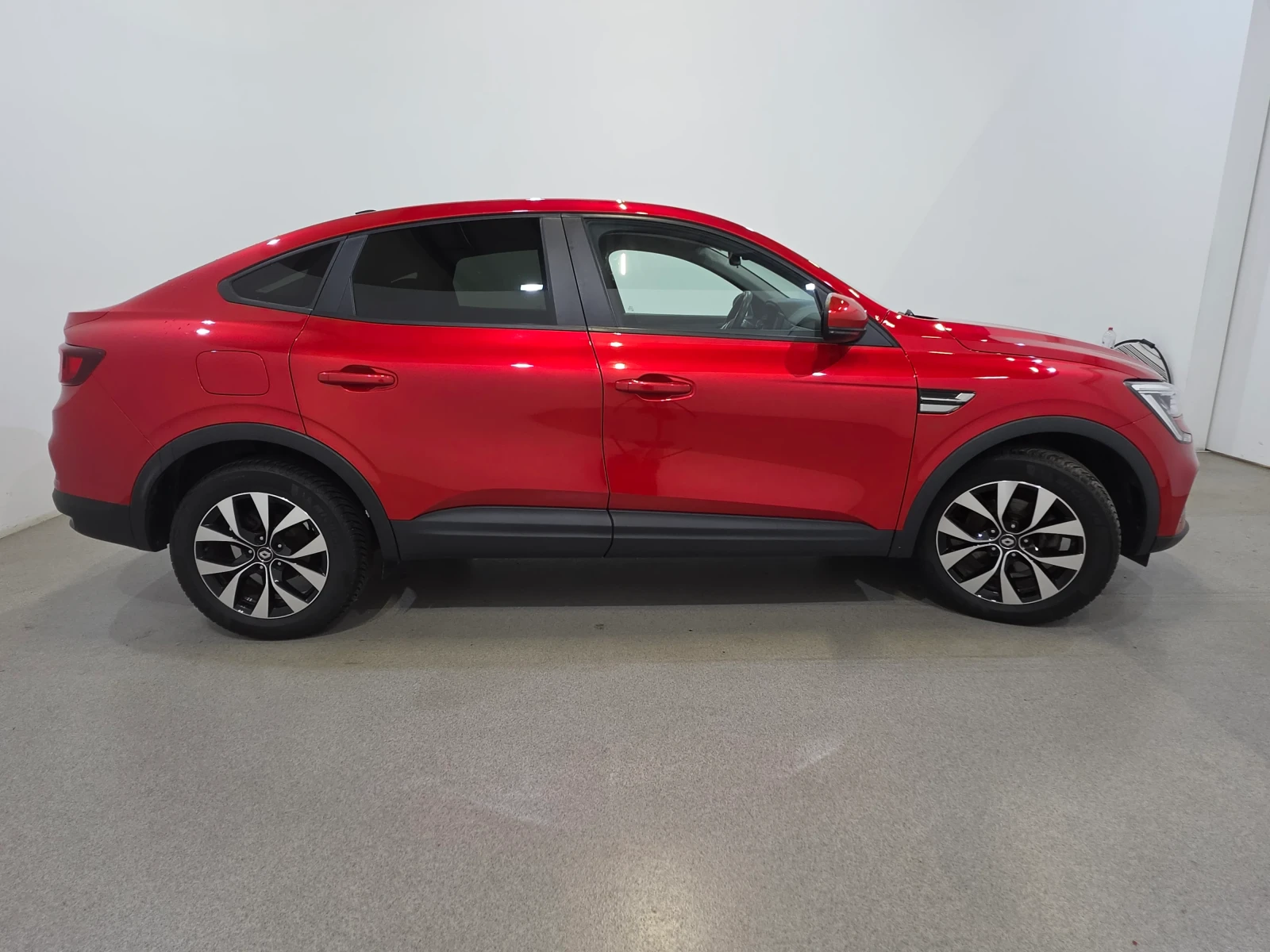 Renault Arkana  1.6 E-Tech Hybrid | Mobile.bg � ����������� 6