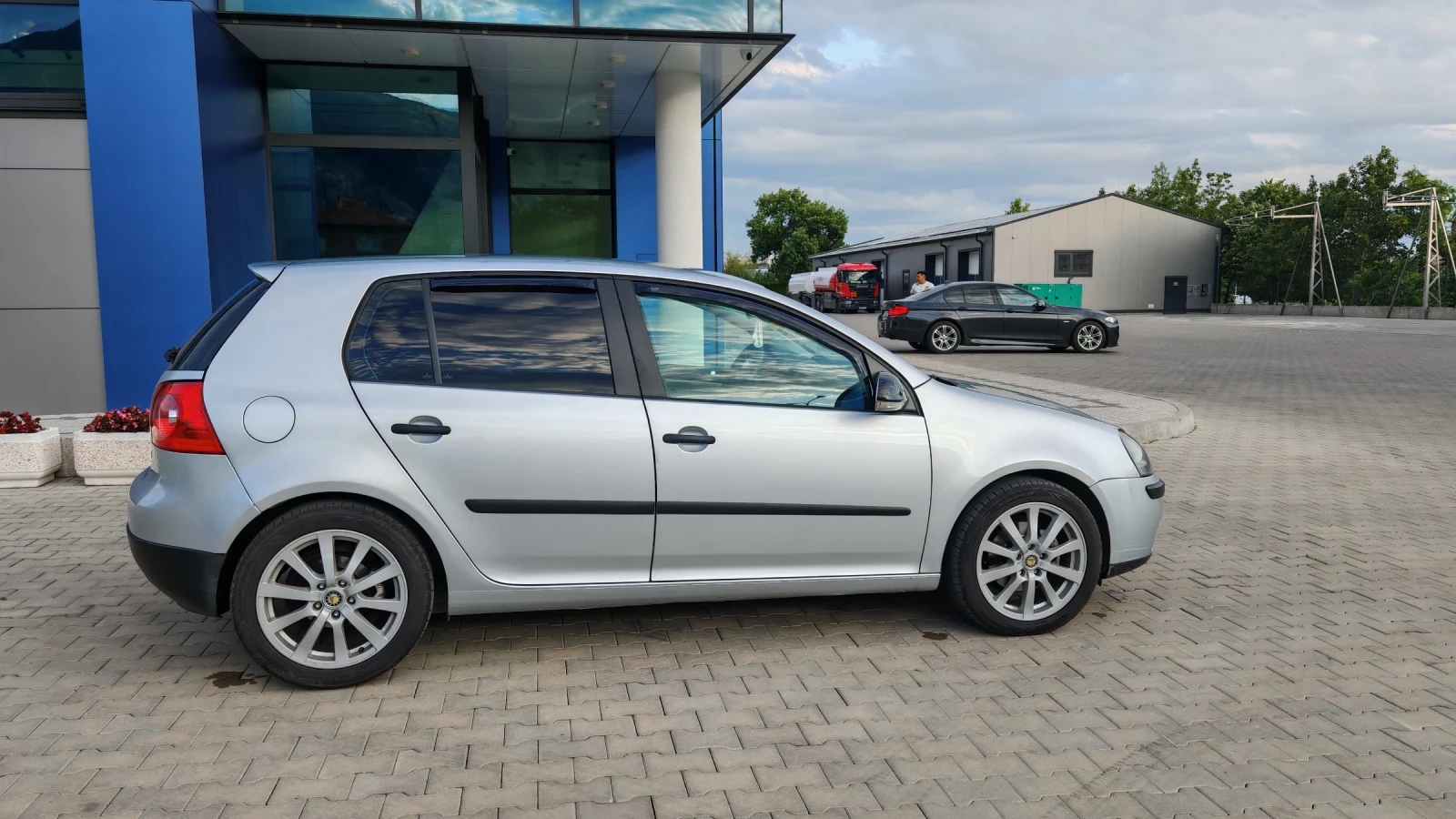 VW Golf 1.9tdi, снимка 10 - Автомобили и джипове - 55397356