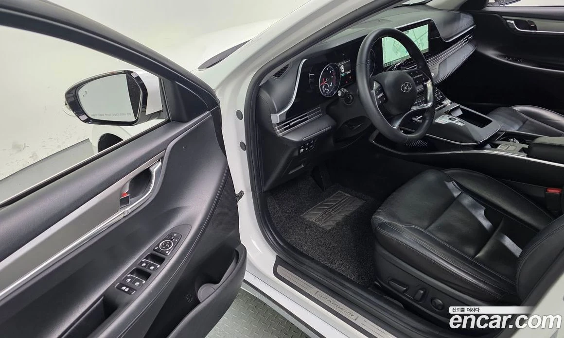 Hyundai Grandeur 3.0 LPi Rent Car Premium, снимка 12 - Автомобили и джипове - 56156047