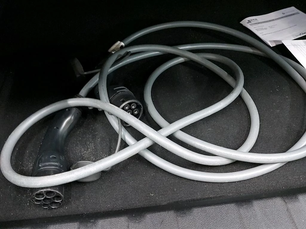 BMW iX2 xDrive30 LED Navi, снимка 7 - Автомобили и джипове - 56724132