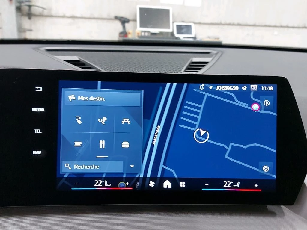 BMW iX2 xDrive30 LED Navi, снимка 4 - Автомобили и джипове - 56724132