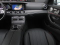 Mercedes-Benz E 300 4-MATIC AMG Paket, Keyless-Go, Панорама, Памет - изображение 7