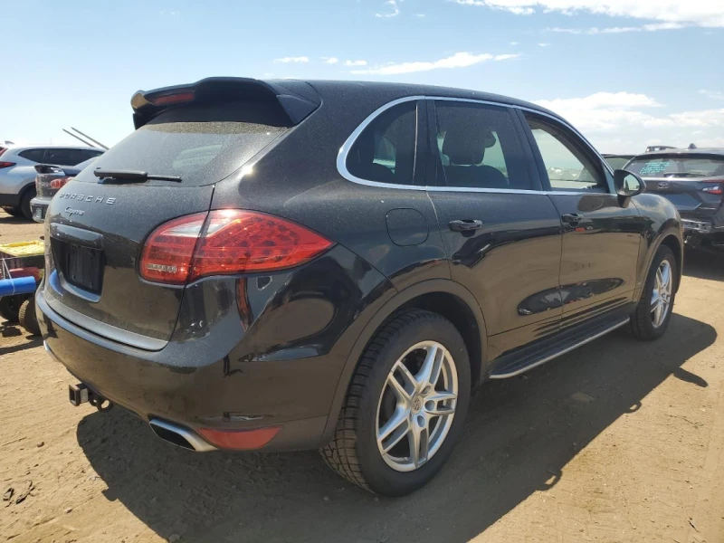 Porsche Cayenne, снимка 2 - Автомобили и джипове - 47253920