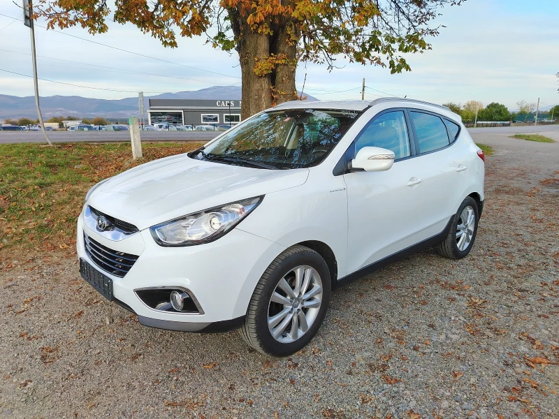 Hyundai IX35 2.0 CRDI, снимка 4 - Автомобили и джипове - 47626739