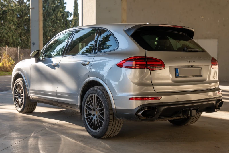 Porsche Cayenne 3.6 V6 Platinum Edition, снимка 5 - Автомобили и джипове - 53054576
