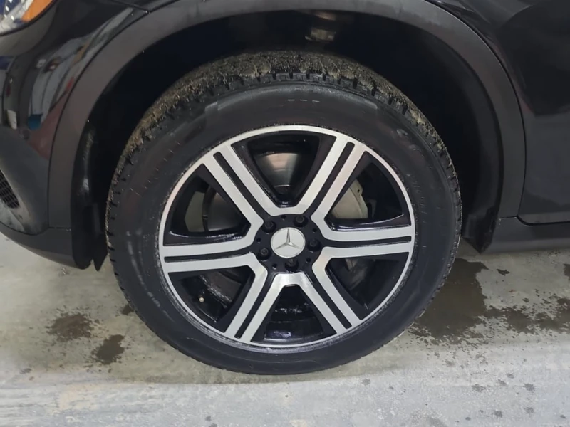 Mercedes-Benz GLC * 300 4MATIC SUV * CARFAX * БЕЗ ПЪРВОНАЧАЛНА ВНОСК, снимка 7 - Автомобили и джипове - 53154169