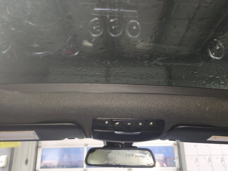 Mercedes-Benz GLC * 300 4MATIC SUV * CARFAX * БЕЗ ПЪРВОНАЧАЛНА ВНОСК, снимка 16 - Автомобили и джипове - 53154169