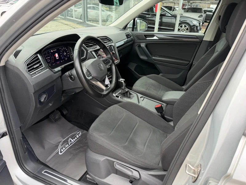 VW Tiguan 2.0TDI#IQ LIGHT#DIGITAL#NAVI#DISTR#KEYLESS#CAMERA, снимка 8 - Автомобили и джипове - 53250544