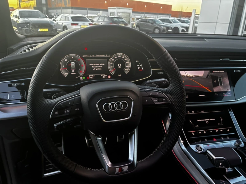 Audi Q8 50 TDI quattro, снимка 4 - Автомобили и джипове - 53526346