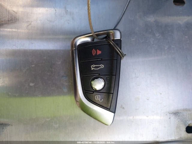 BMW X5 SDRIVE35I* Кожа* ПАНО* Keyless* Клип на мотор, снимка 14 - Автомобили и джипове - 53224784