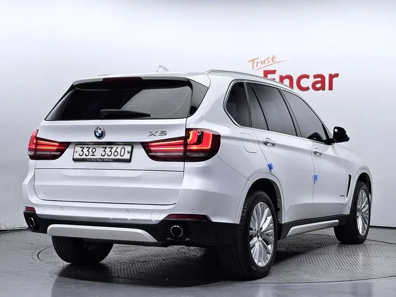 BMW X5 (F15) xDrive 30D, снимка 2 - Автомобили и джипове - 55228943