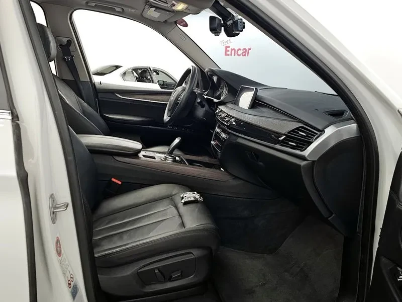 BMW X5 (F15) xDrive 30D, снимка 11 - Автомобили и джипове - 55228943