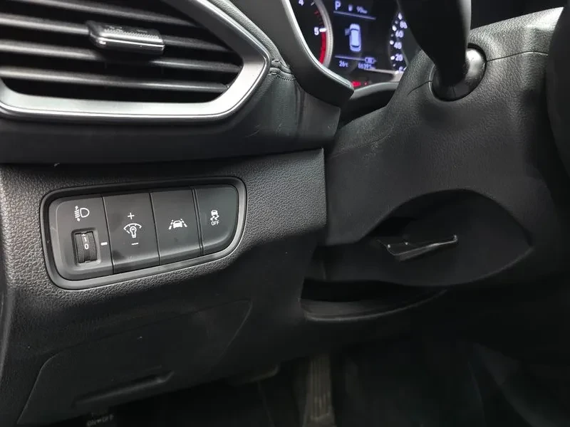 Hyundai Santa fe 2.0 2WD PREMIUM, снимка 17 - Автомобили и джипове - 56354338