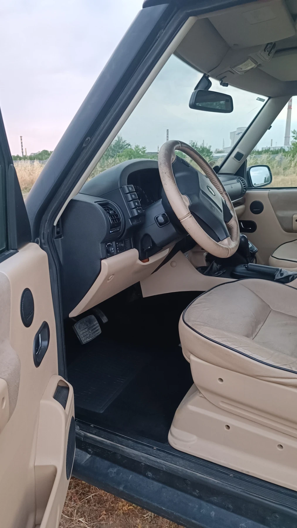 Land Rover Discovery 4.0 V8 - изображение 10