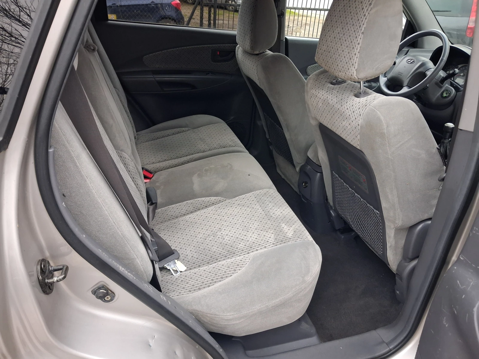 Hyundai Tucson 2.0i* * ГАЗ* * ХОЛАНДИЯ - изображение 10