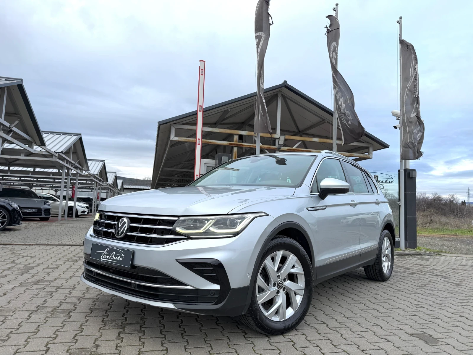 VW Tiguan 2.0TDI#IQ LIGHT#DIGITAL#NAVI#DISTR#KEYLESS#CAMERA | Mobile.bg � ����������� 1