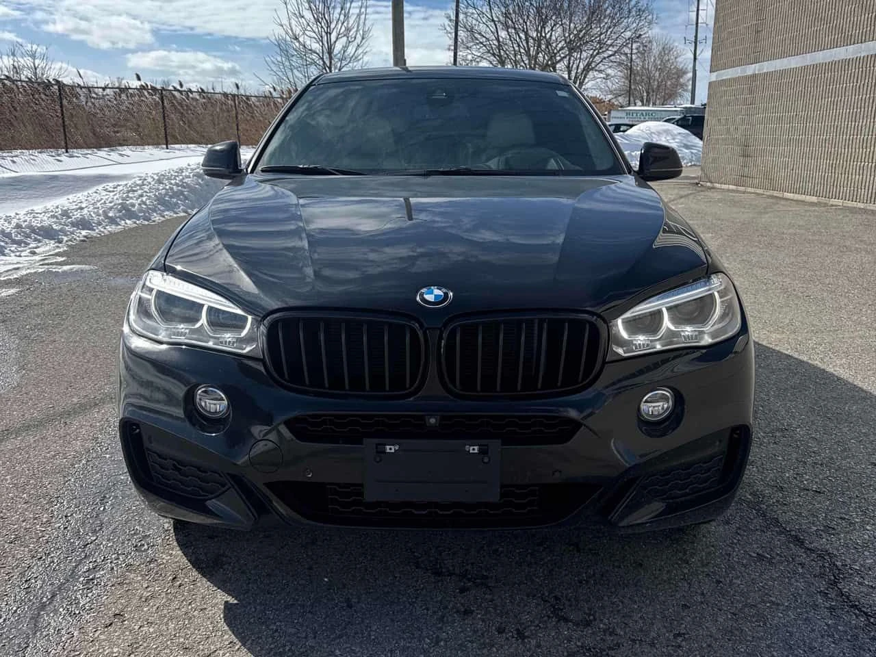BMW X6 xDrive35i/CARFAX/ВТОРИ ГУМИ/ШИБИДАХ/ПОДГРЕВИ, снимка 2 - Автомобили и джипове - 53845150
