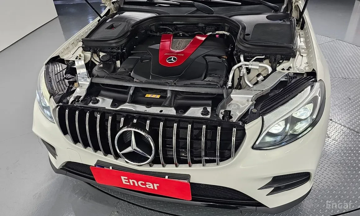 Mercedes-Benz GLC 43 AMG 2017* NIGHT PK* AMG PK* BURMASTER* HEAD-UP* КРАЙНА, снимка 6 - Автомобили и джипове - 54073246