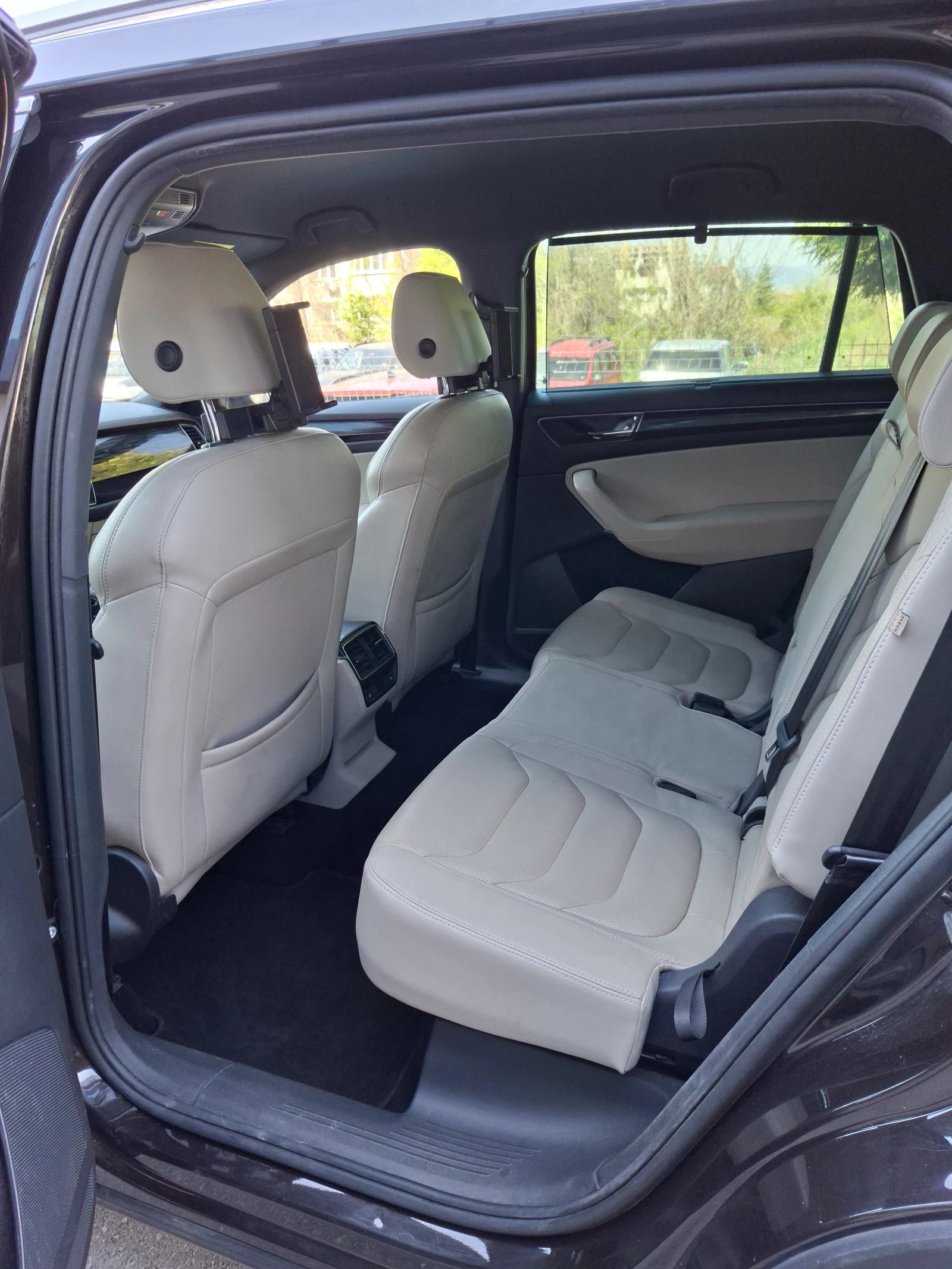 Skoda Kodiaq, снимка 9 - Автомобили и джипове - 54311332