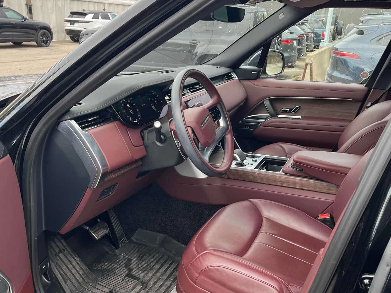 Land Rover Range rover * SE * CARFAX * MERIDIAN * 2 КЛЮЧА * ПАНОРАМА, снимка 5 - Автомобили и джипове - 54452093
