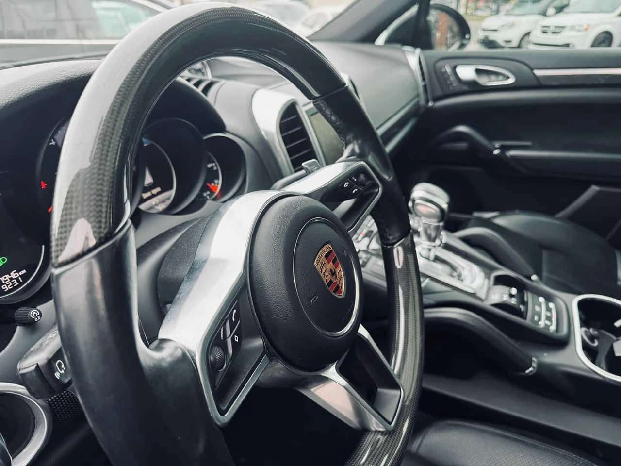 Porsche Cayenne * AWD * КАМЕРА* ПОДГРЕВ* ОБДУХВАНЕ* BOSE* , снимка 14 - Автомобили и джипове - 54553272