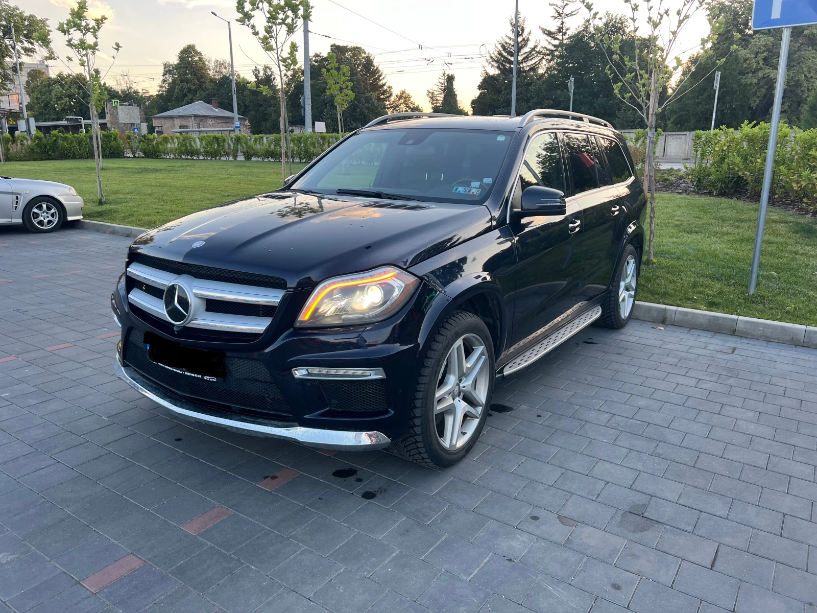 Mercedes-Benz GL 550