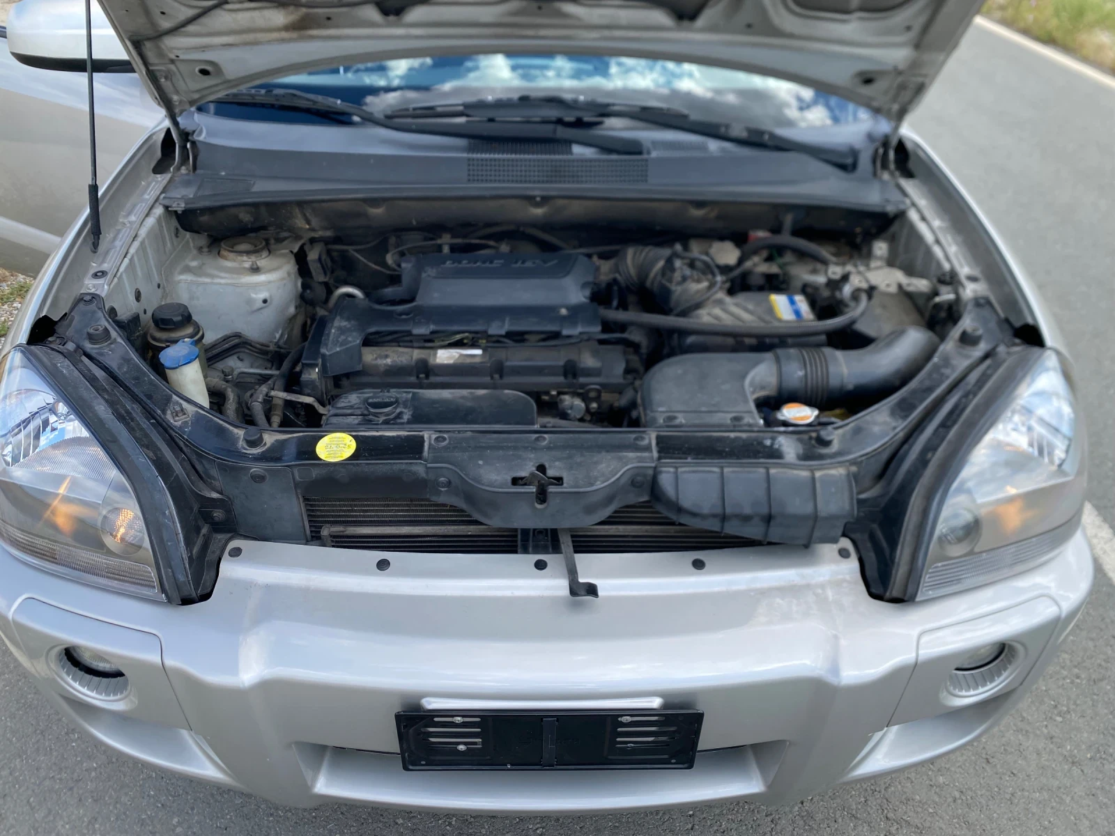Hyundai Tucson 2.0i* ГАЗ* 4х4* ИТАЛИЯ* РЕАЛНИ КМ* , снимка 17 - Автомобили и джипове - 55139180
