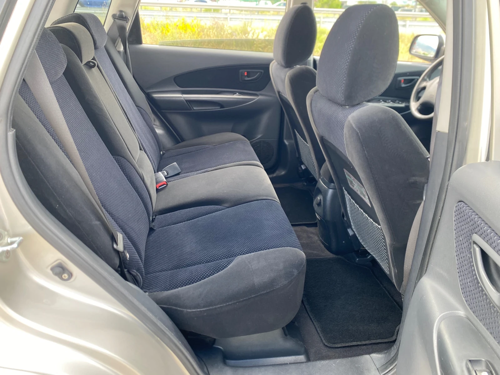 Hyundai Tucson 2.0i* ГАЗ* 4х4* ИТАЛИЯ* РЕАЛНИ КМ* , снимка 9 - Автомобили и джипове - 55139180