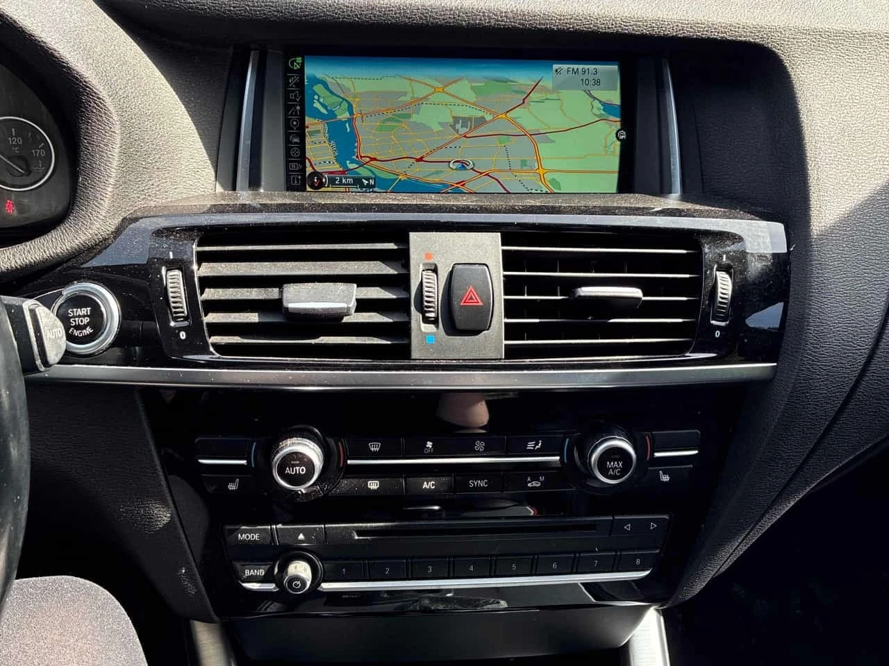 BMW X3 * xDrive28i * АВТОКРЕДИТ БЕЗ ПЪРВОНАЧАЛНА ВНОСКА* , снимка 9 - Автомобили и джипове - 56172163