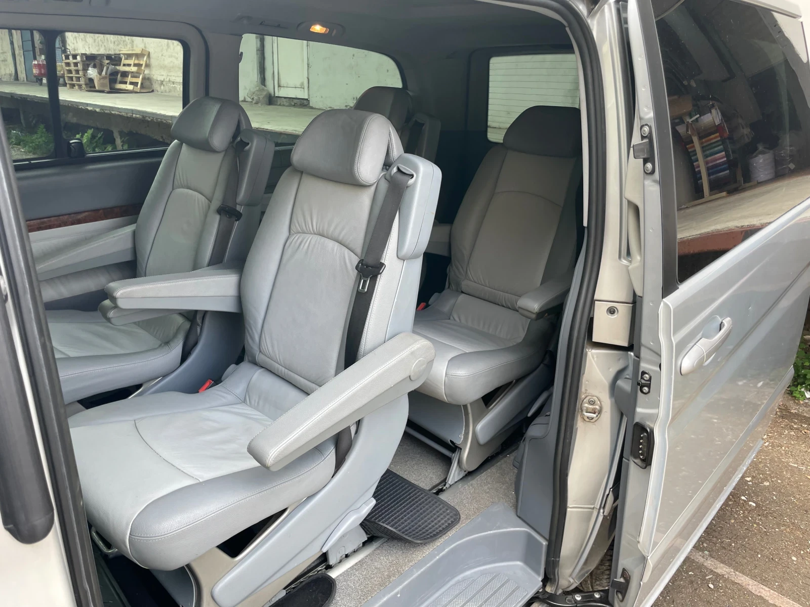 Mercedes-Benz Viano  - изображение 10