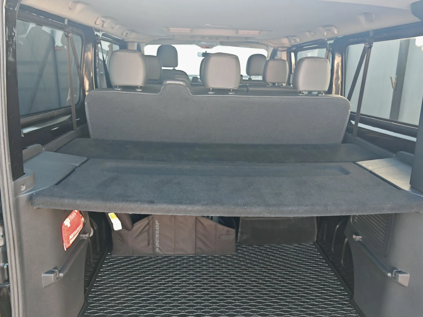 Renault Trafic, снимка 12 - Бусове и автобуси - 55397179
